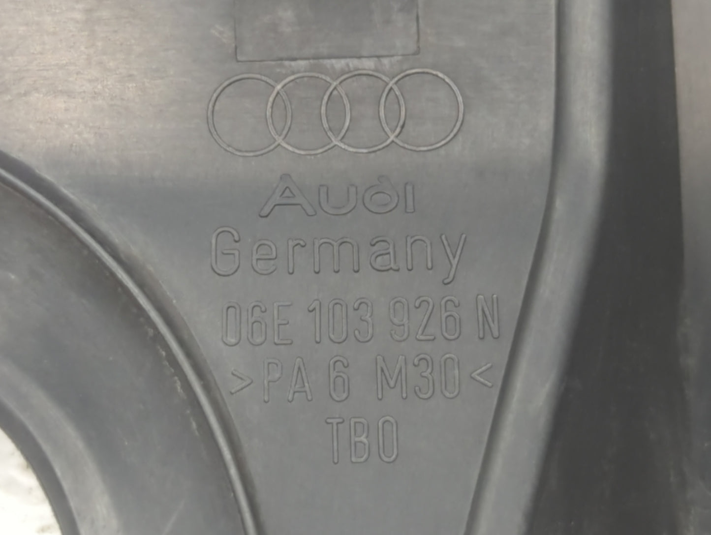 2015 Audi Q5 Engine Cover - Oemusedautoparts1.com