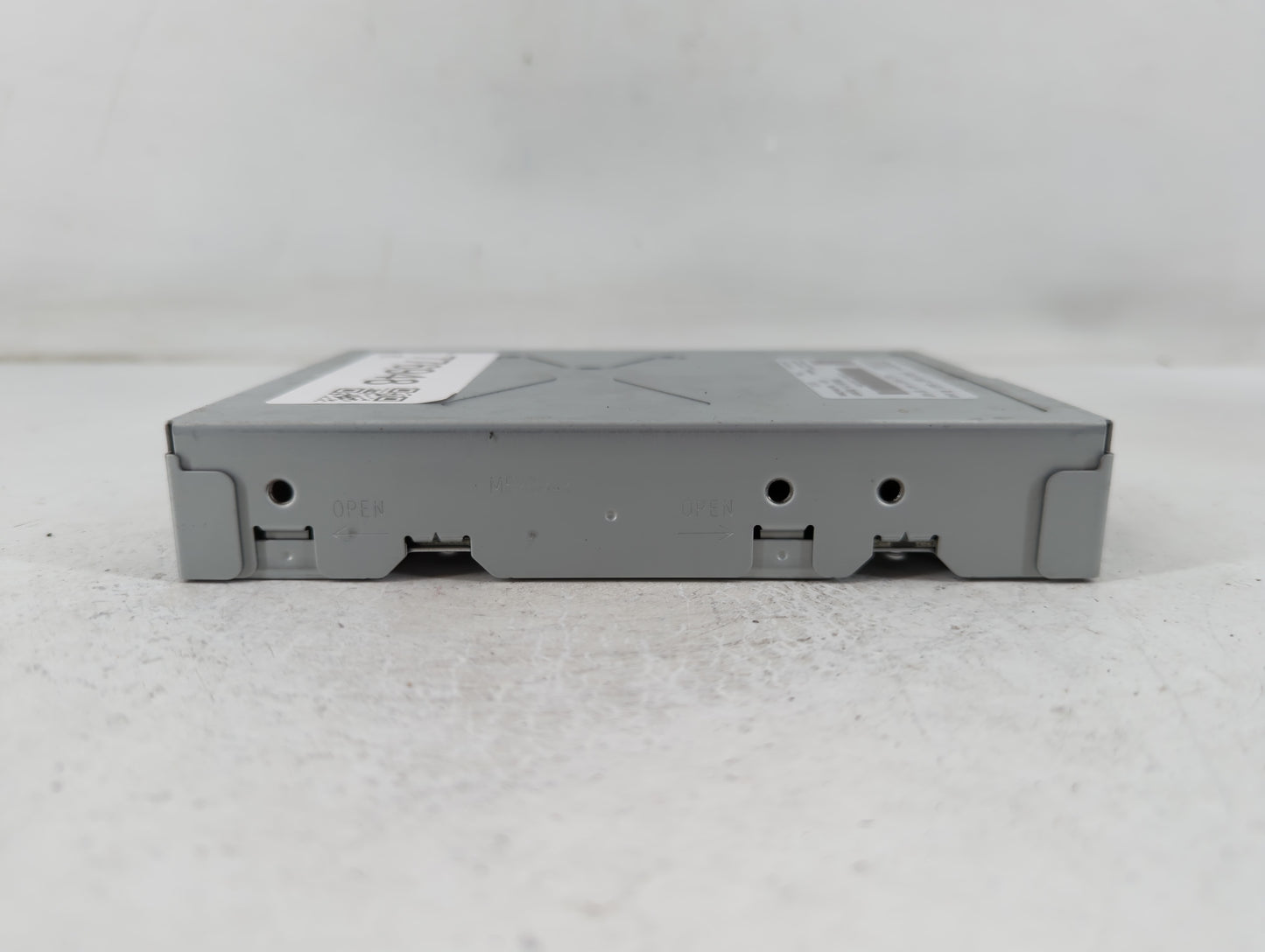 2009-2017 Audi Q5 Chassis Control Module Ccm Bcm Body Control - Oemusedautoparts1.com