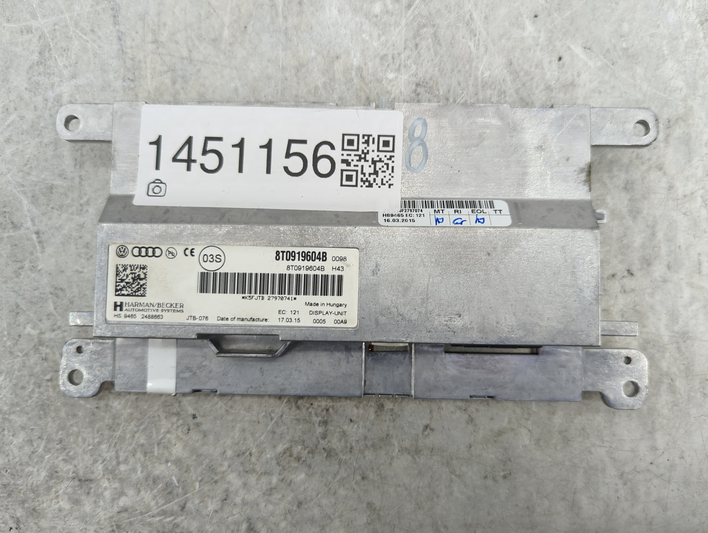 2013-2015 Audi Q7 Information Display Screen - Oemusedautoparts1.com