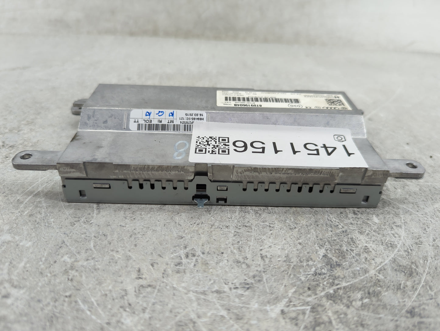 2013-2015 Audi Q7 Information Display Screen - Oemusedautoparts1.com