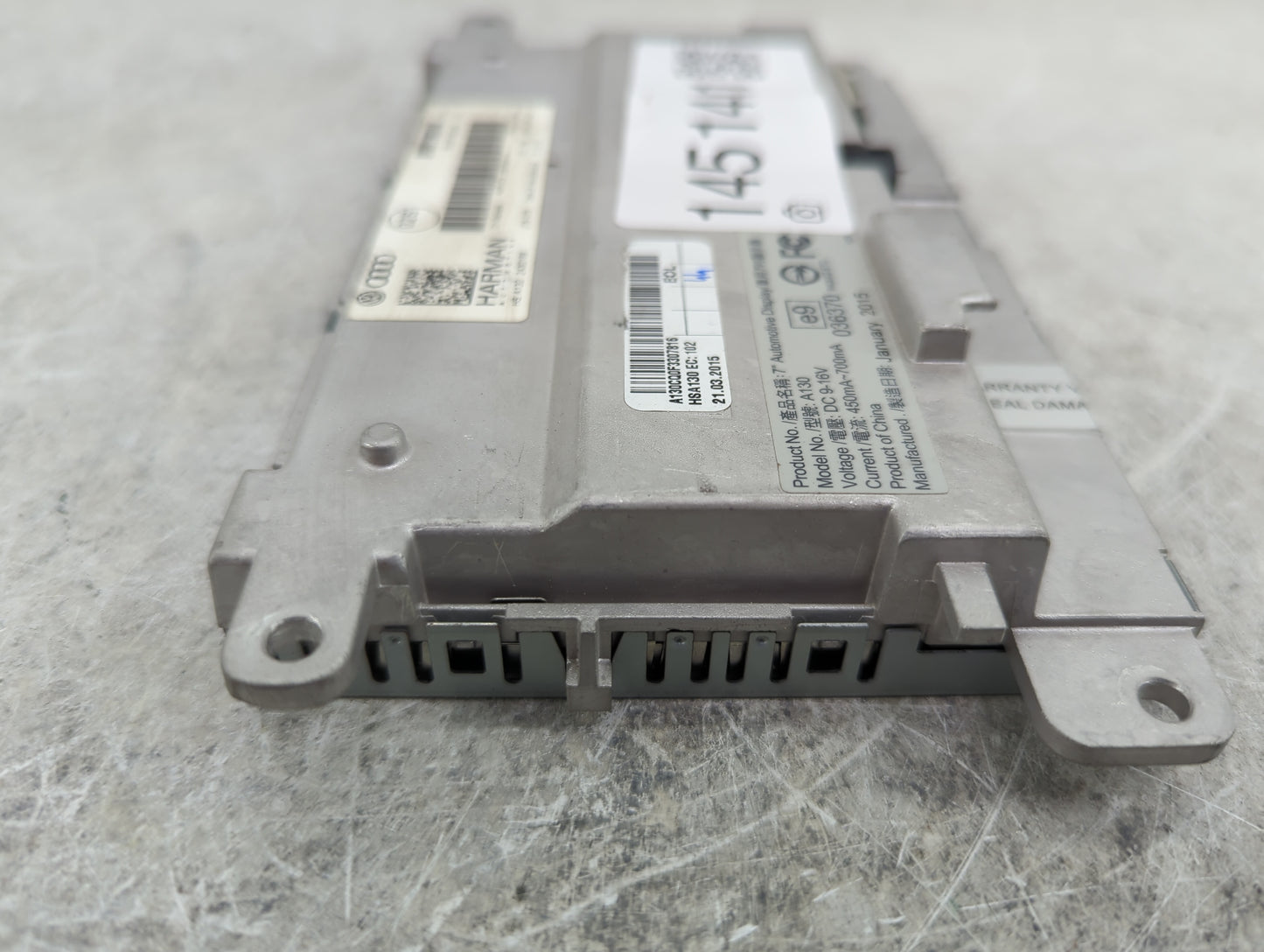 2013-2015 Audi Q7 Information Display Screen - Oemusedautoparts1.com