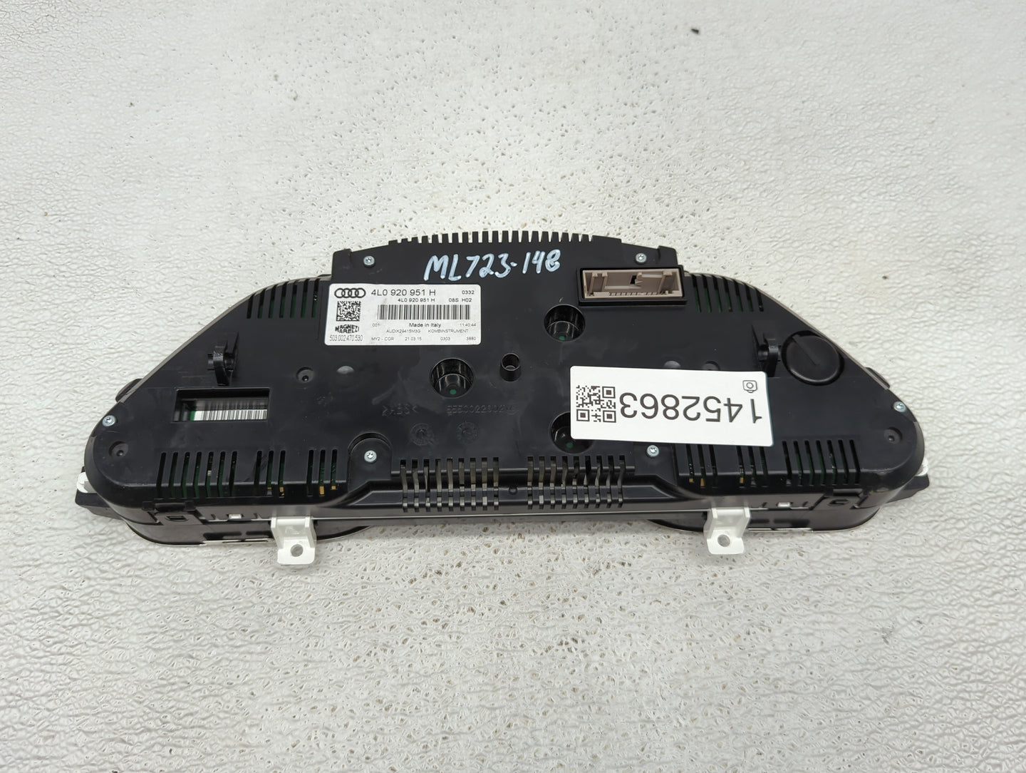 2013-2015 Audi Q7 Instrument Cluster Speedometer Gauges P/N:4L0920951H 503002470530 Fits Fits 2013 2014 2015 OEM Used Auto P