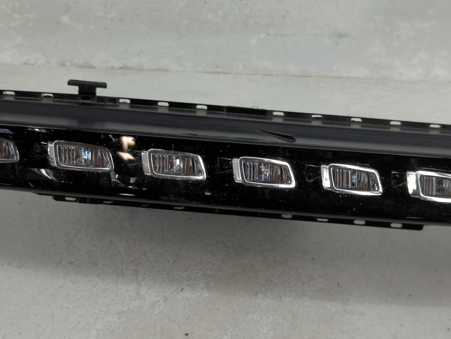 2015 Audi Q7 Passenger Right Oem Front Light Lamp Black - Oemusedautoparts1.com