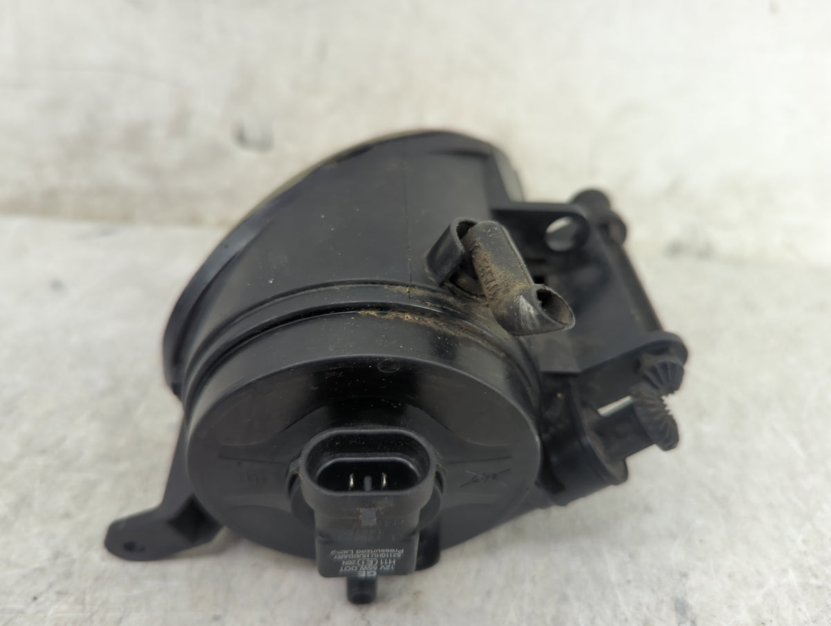 2010-2015 Audi Q7 Passenger Right Oem Fog Light Lamp Black - Oemusedautoparts1.com