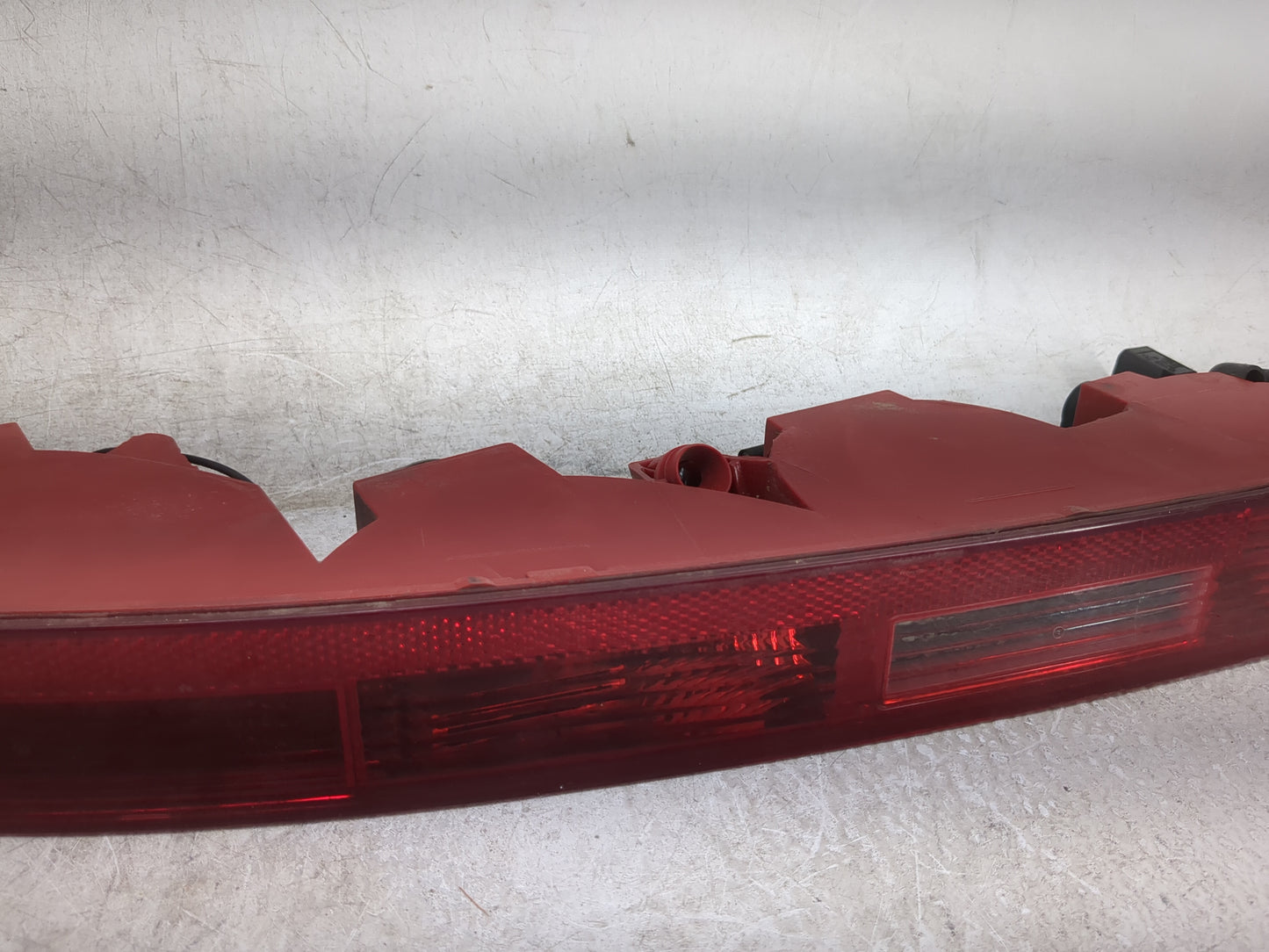 2007-2015 Audi Q7 Tail Light Assembly Passenger Right OEM P/N:27 34 02 Fits Fits 2007 2008 2009 2010 2011 2012 2013 2014 201