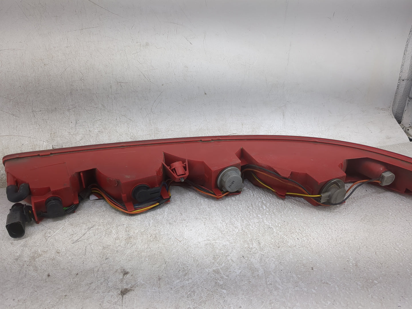2007-2015 Audi Q7 Tail Light Assembly Passenger Right OEM P/N:27 34 02 Fits Fits 2007 2008 2009 2010 2011 2012 2013 2014 201