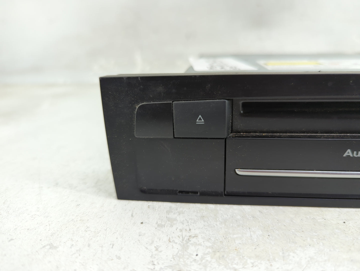 2013-2015 Audi Q7 Radio AM FM Cd Player Receiver Replacement P/N:60825-1 1548-10-2886 Fits Fits 2013 2014 2015 OEM Used Auto
