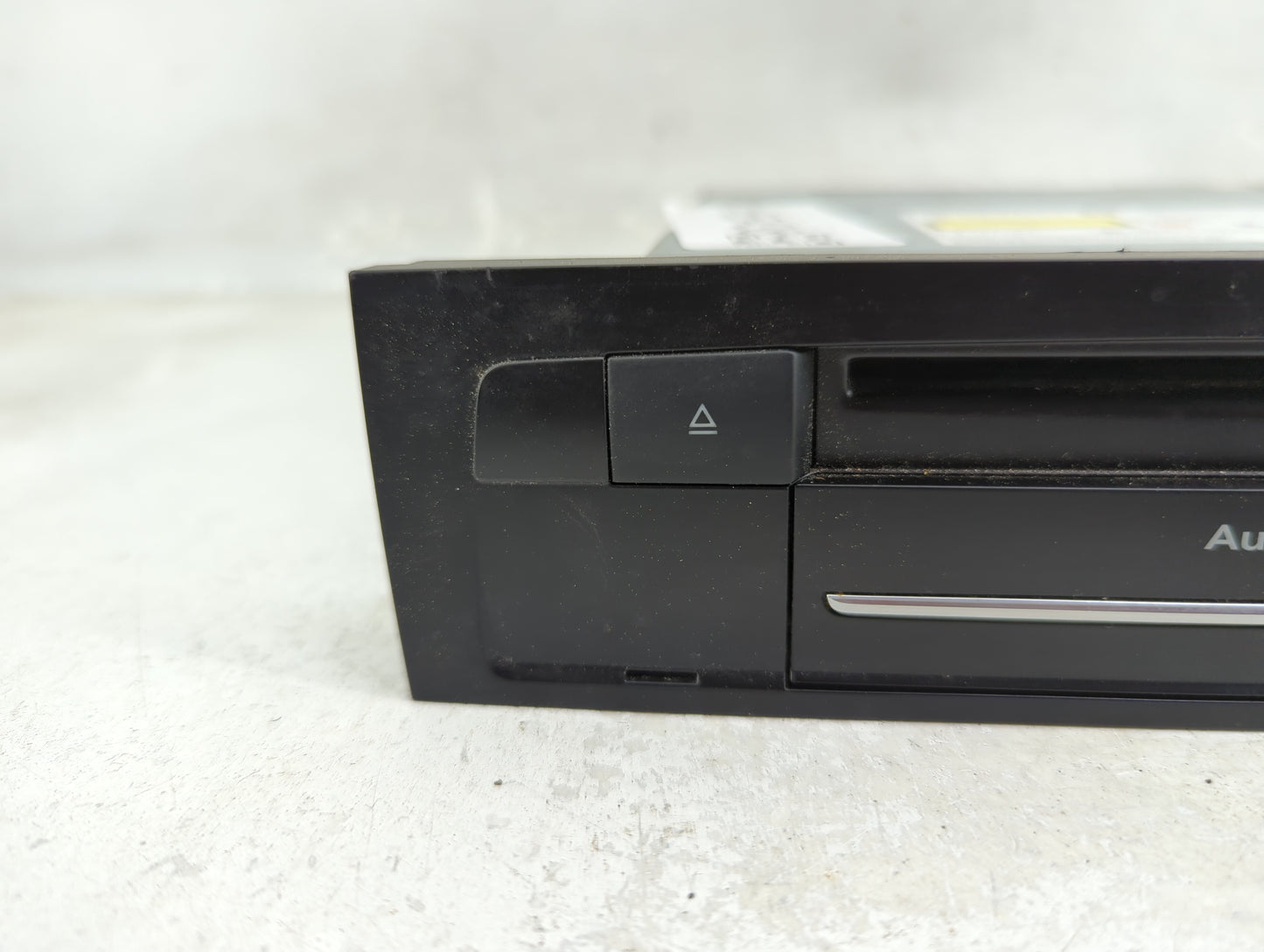 2013-2015 Audi Q7 Radio AM FM Cd Player Receiver Replacement P/N:60825-1 1548-10-2886 Fits Fits 2013 2014 2015 OEM Used Auto