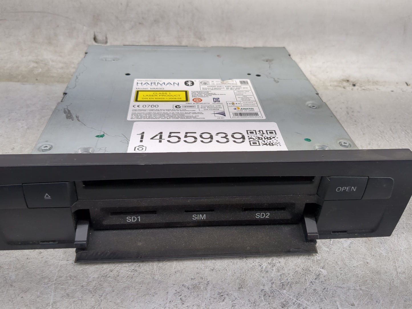 2015 Audi Q7 Radio AM FM Cd Player Receiver Replacement Fits OEM Used Auto Parts - Oemusedautoparts1.com