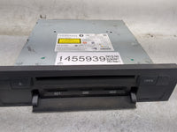 2015 Audi Q7 Radio AM FM Cd Player Receiver Replacement Fits OEM Used Auto Parts - Oemusedautoparts1.com