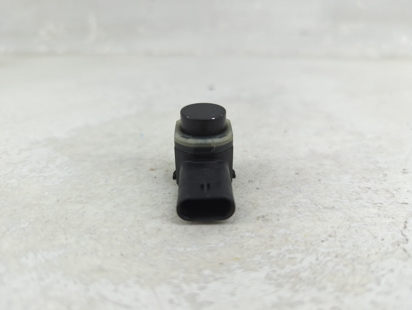 2015 Audi Q7 Front Park Assist Sensor Black - Oemusedautoparts1.com