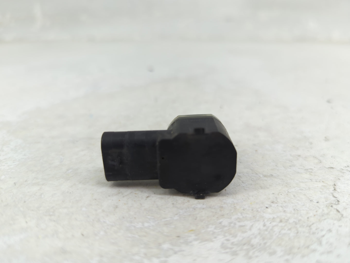 2015 Audi Q7 Front Park Assist Sensor Black - Oemusedautoparts1.com