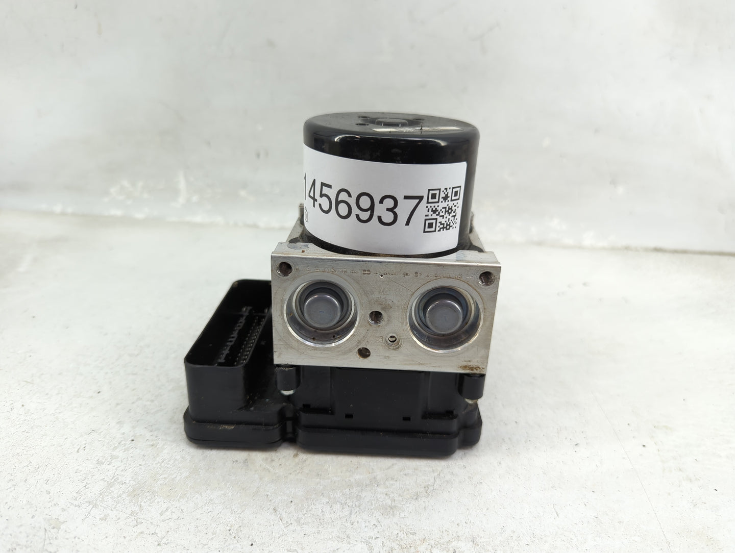 2013-2015 Audi Q7 ABS Pump Control Module Replacement P/N:4L0 614 517 L Fits Fits 2013 2014 2015 OEM Used Auto Parts - Oemus