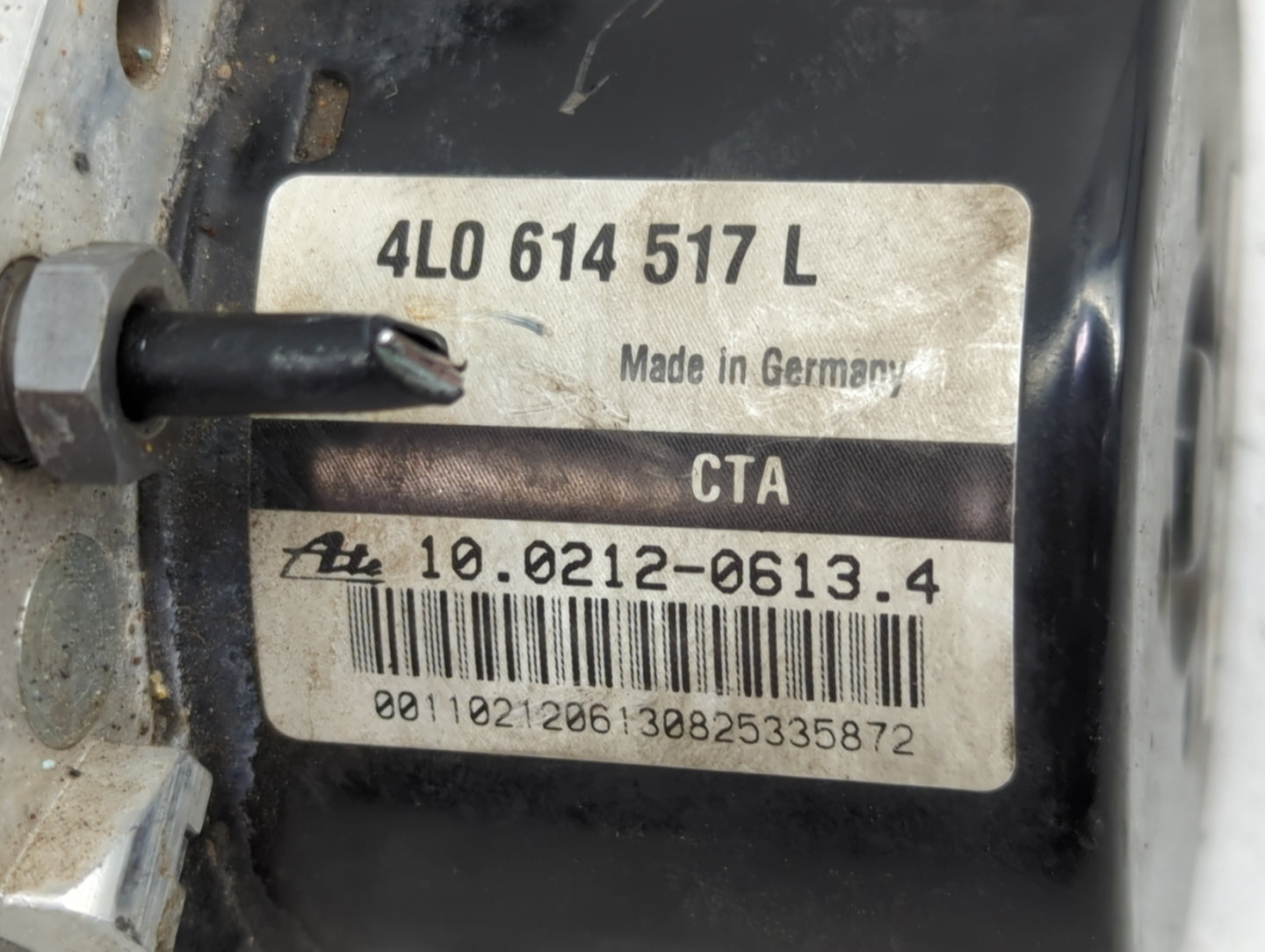 2013-2015 Audi Q7 ABS Pump Control Module Replacement P/N:4L0 614 517 L Fits Fits 2013 2014 2015 OEM Used Auto Parts - Oemus
