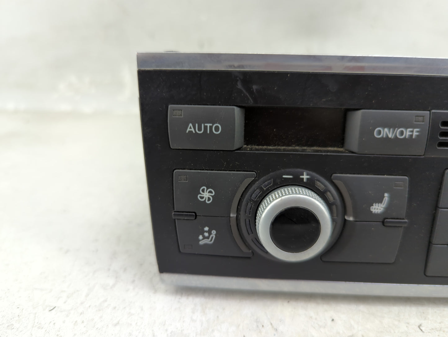 2013-2015 Audi Q7 Climate Control Module Temperature AC/Heater Replacement P/N:4L0 820 043 AP Fits Fits 2013 2014 2015 OEM U
