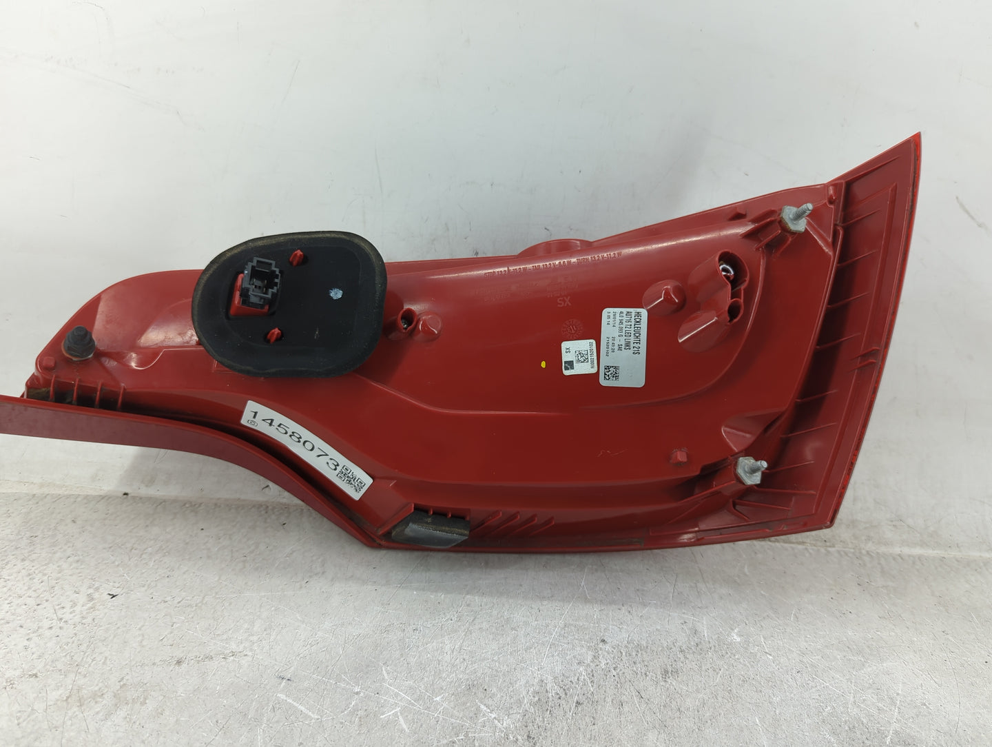 2010-2015 Audi Q7 Tail Light Assembly Driver Left OEM P/N:21520102 4L0 945 093-SAE Fits Fits 2010 2011 2012 2013 2014 2015 O