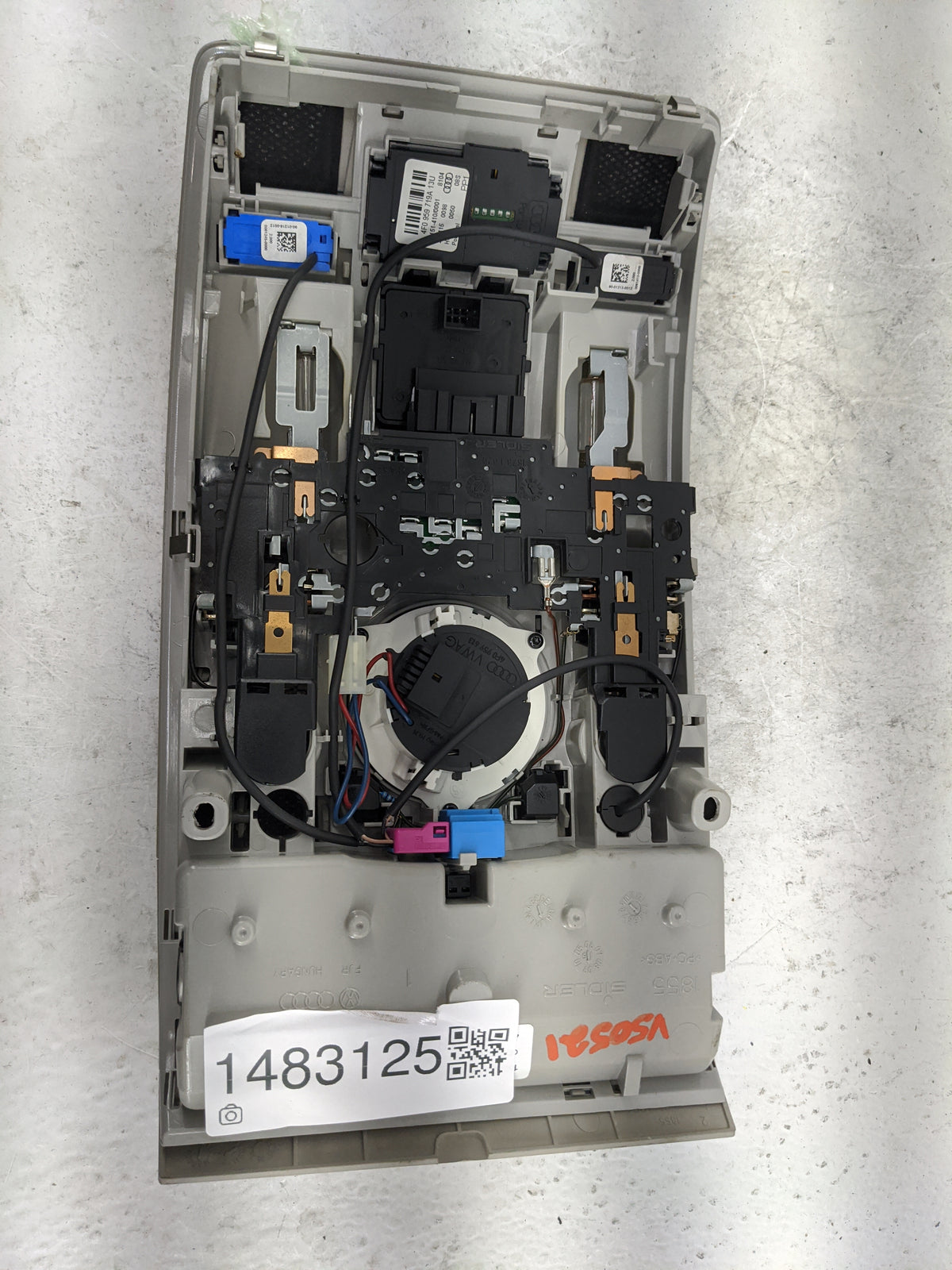 2007-2015 Audi Q7 Overhead Console W/rear Climate Control Beige - Oemusedautoparts1.com