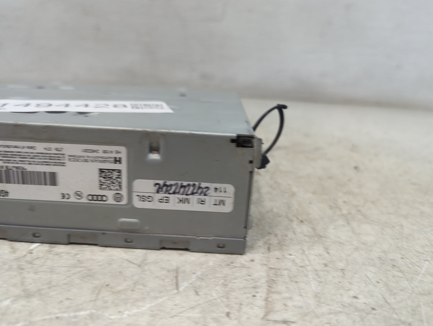 2013-2015 Audi Q7 Radio AM FM Cd Player Receiver Replacement P/N:4G0035082G K56JTB8124645 Fits OEM Used Auto Parts - Oemused