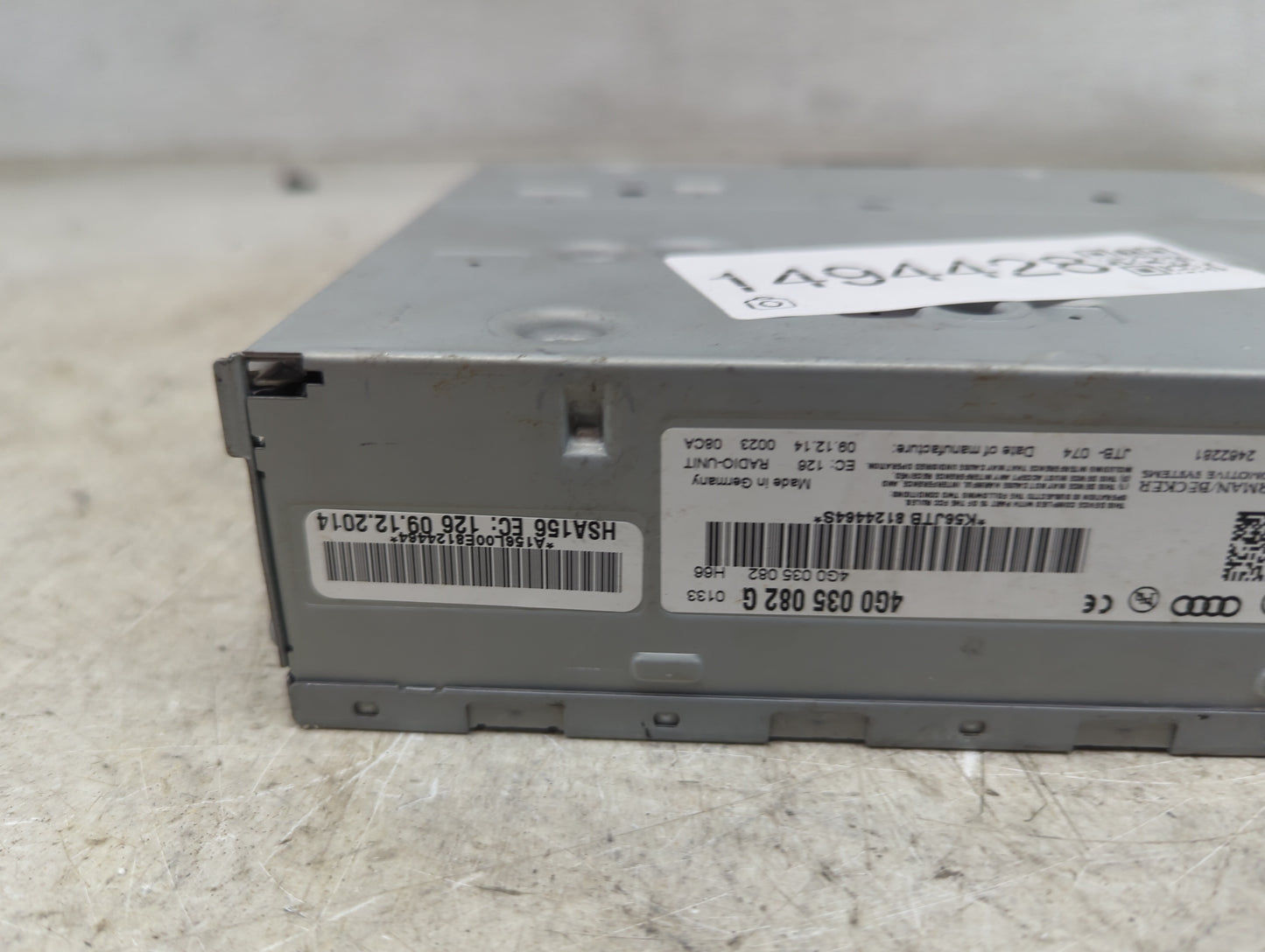 2013-2015 Audi Q7 Radio AM FM Cd Player Receiver Replacement P/N:4G0035082G K56JTB8124645 Fits OEM Used Auto Parts - Oemused