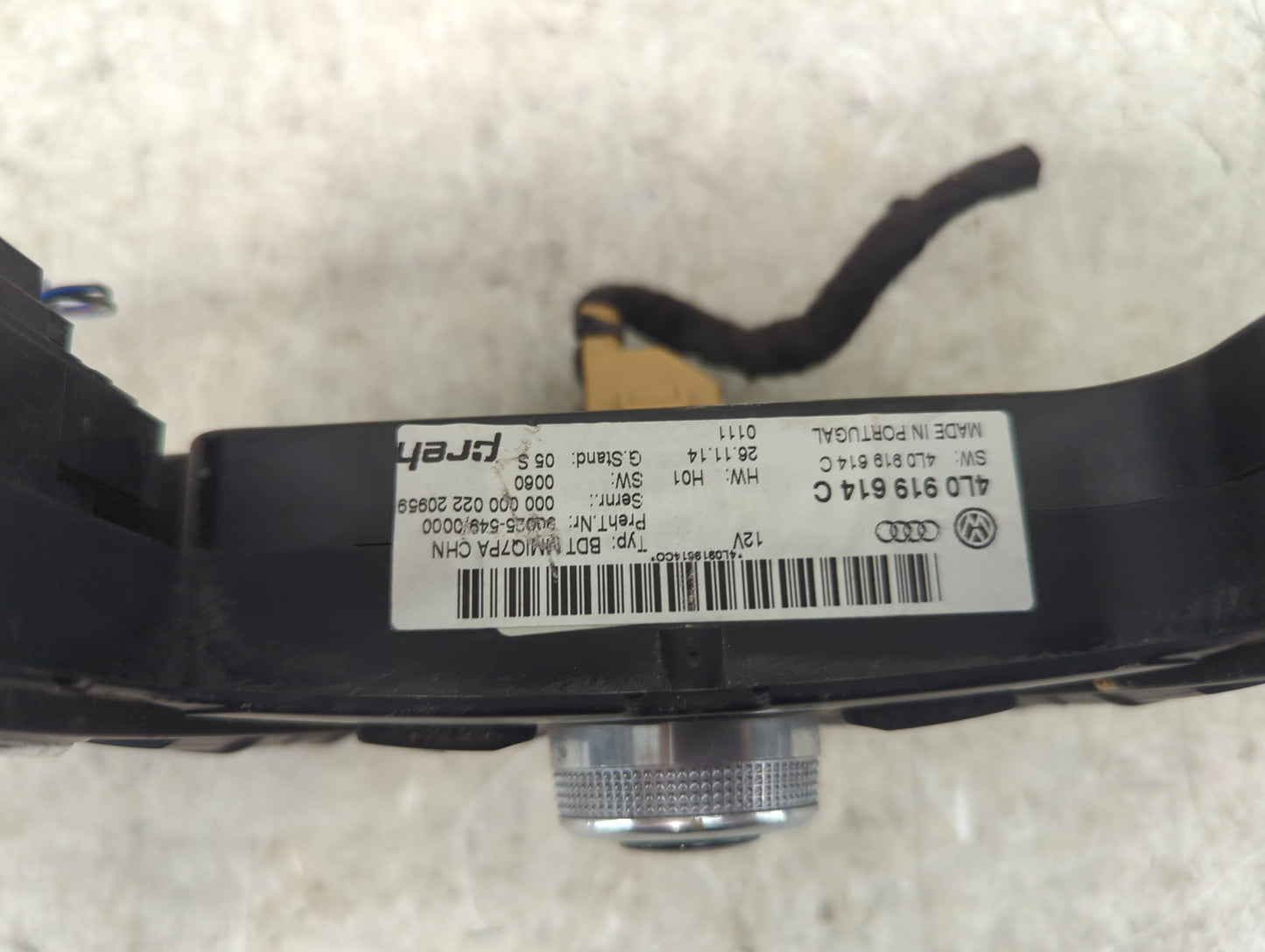 2012-2015 Audi Q7 Radio Control Panel 1494493 - Oemusedautoparts1.com