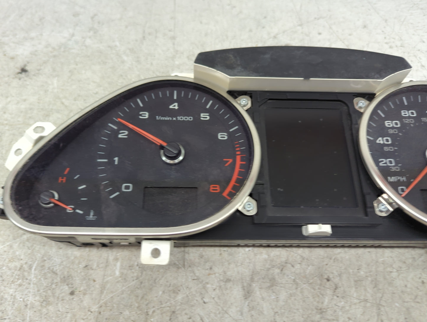 2013-2015 Audi Q7 Instrument Cluster Speedometer Gauges P/N:4L0920985S 503002472180 Miles: Fits Fits 2013 2014 2015 OEM Used
