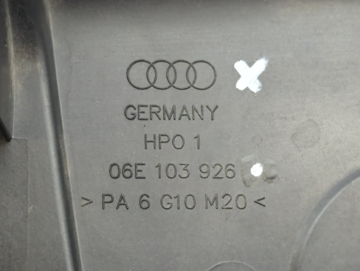 2015 Audi Q7 Engine Cover - Oemusedautoparts1.com