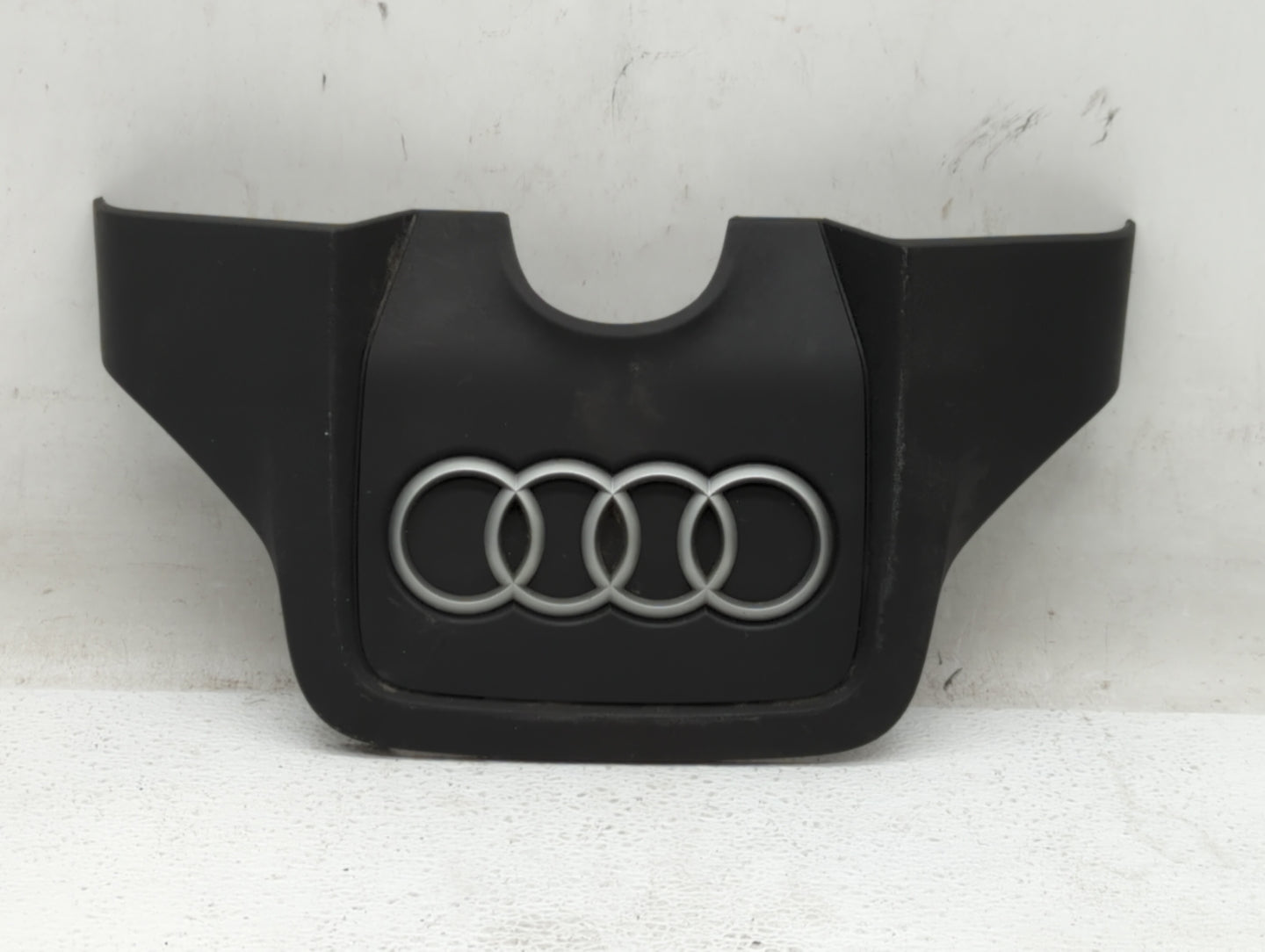 2015 Audi Q7 Engine Cover - Oemusedautoparts1.com
