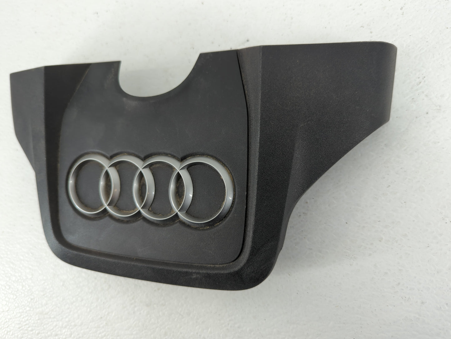 2015 Audi Q7 Engine Cover - Oemusedautoparts1.com