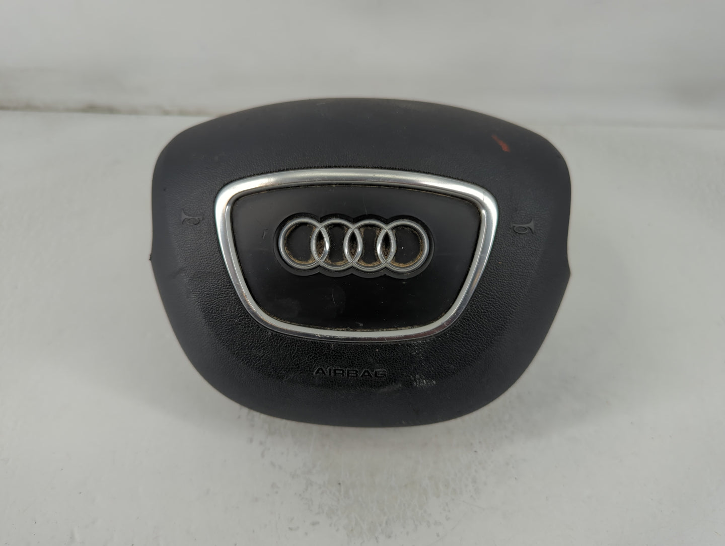 2011-2012 Audi Q7 Air Bag Driver Left Steering Wheel Mounted - Oemusedautoparts1.com
