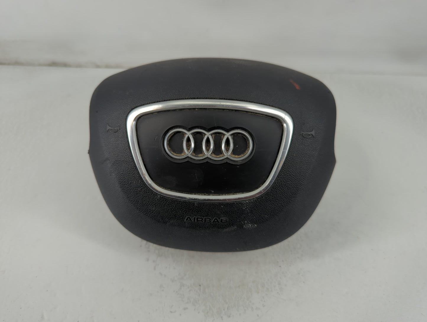 2011-2012 Audi Q7 Air Bag Driver Left Steering Wheel Mounted - Oemusedautoparts1.com