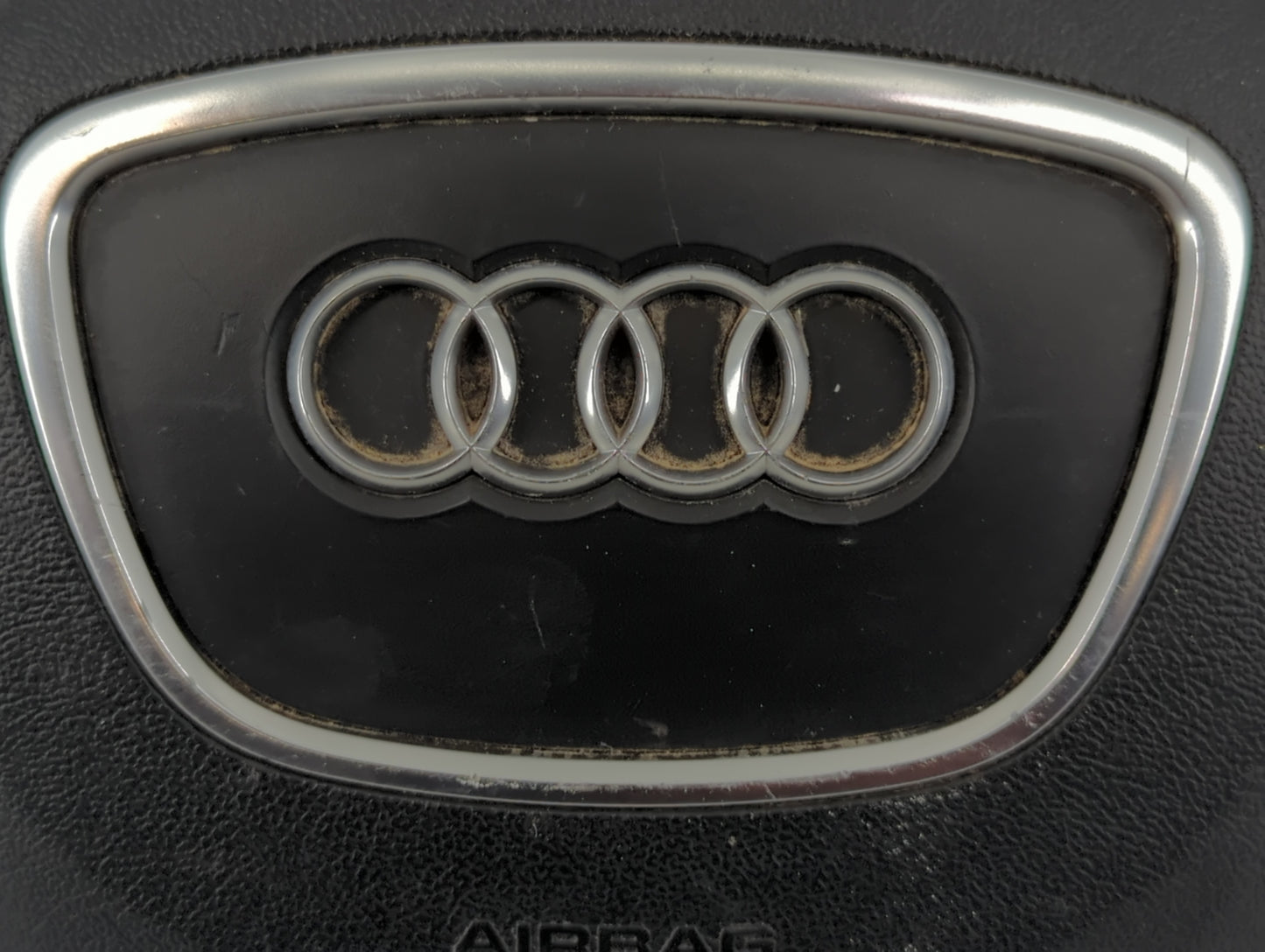 2011-2012 Audi Q7 Air Bag Driver Left Steering Wheel Mounted - Oemusedautoparts1.com