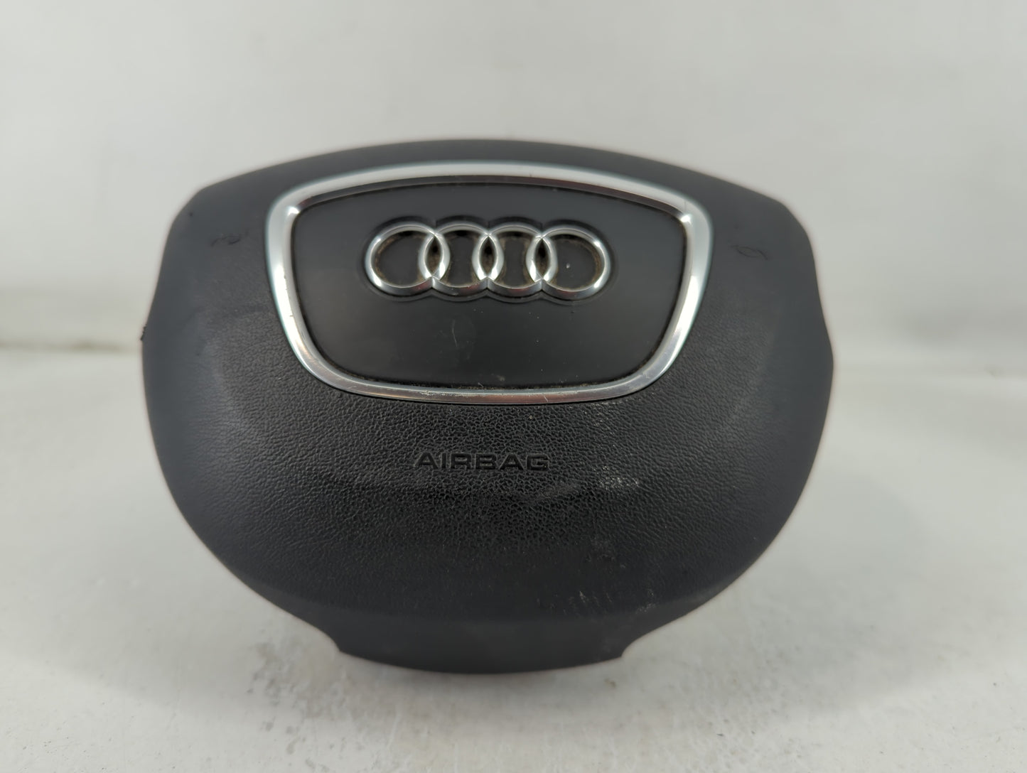 2011-2012 Audi Q7 Air Bag Driver Left Steering Wheel Mounted - Oemusedautoparts1.com