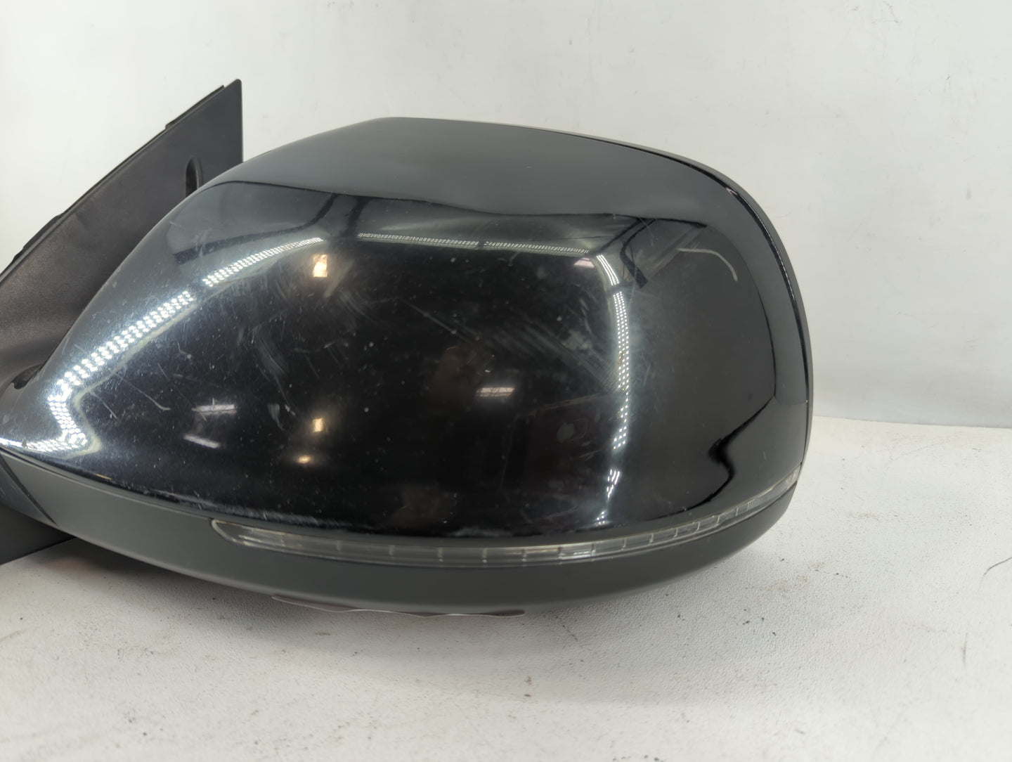 2013-2015 Audi Q7 Driver Side View Mirror - Left Door Mirror OEM Used - Oemusedautoparts1.com