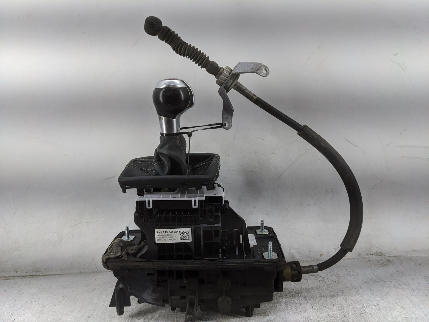 2015 Audi S5 Floor Console Assembly Shifter Black - Oemusedautoparts1.com