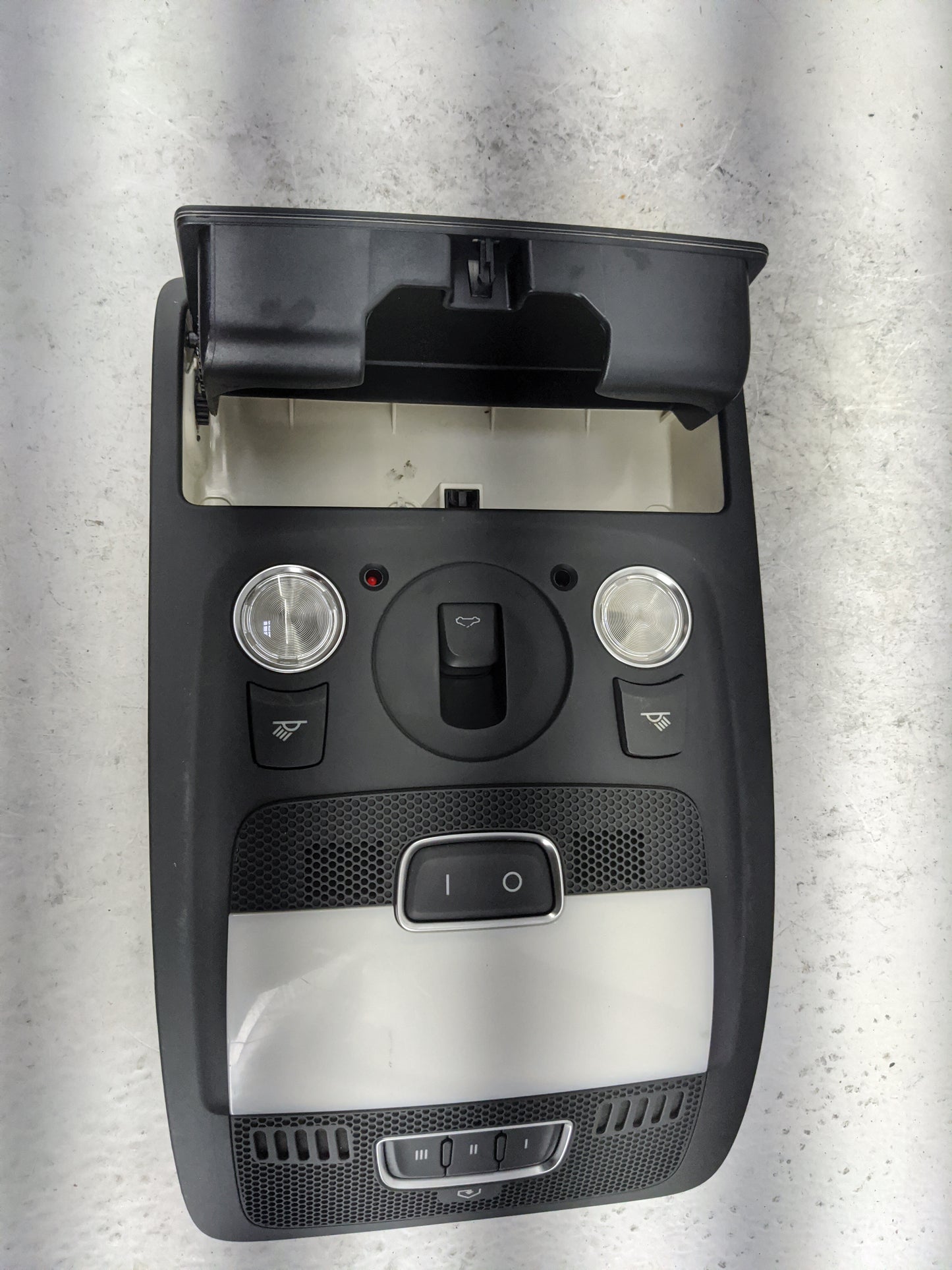 2008-2017 Audi S5 Overhead Console W/rear Climate Control - Oemusedautoparts1.com