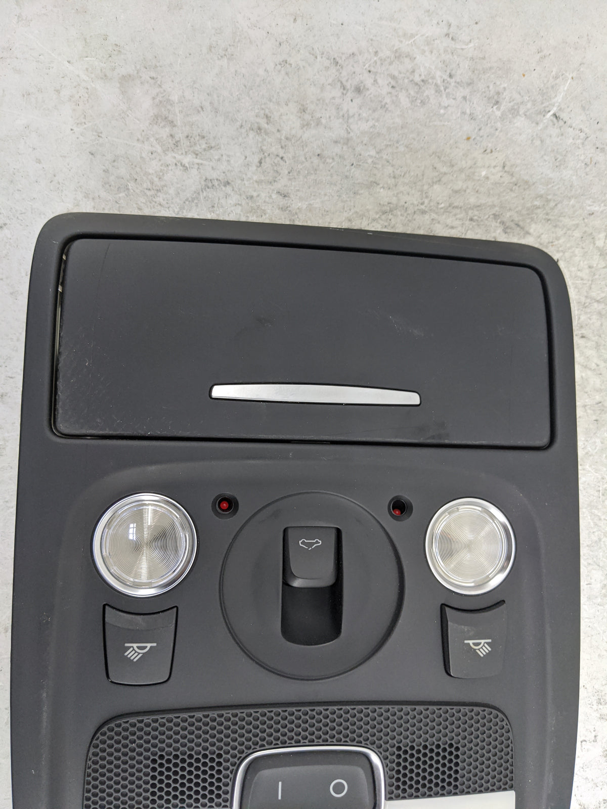 2008-2017 Audi S5 Overhead Console W/rear Climate Control - Oemusedautoparts1.com