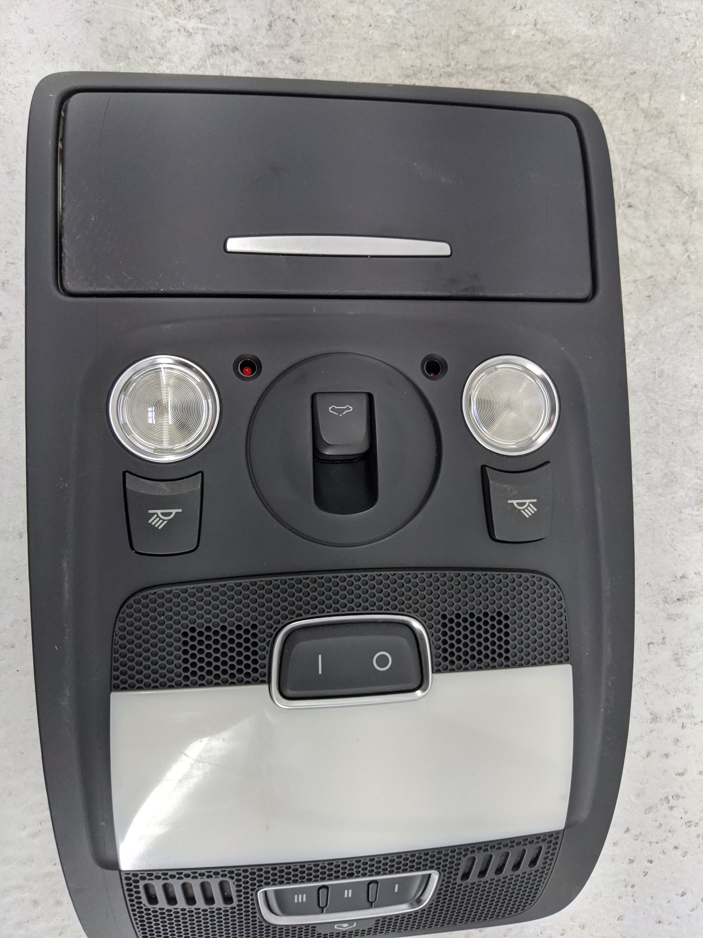 2008-2017 Audi S5 Overhead Console W/rear Climate Control - Oemusedautoparts1.com