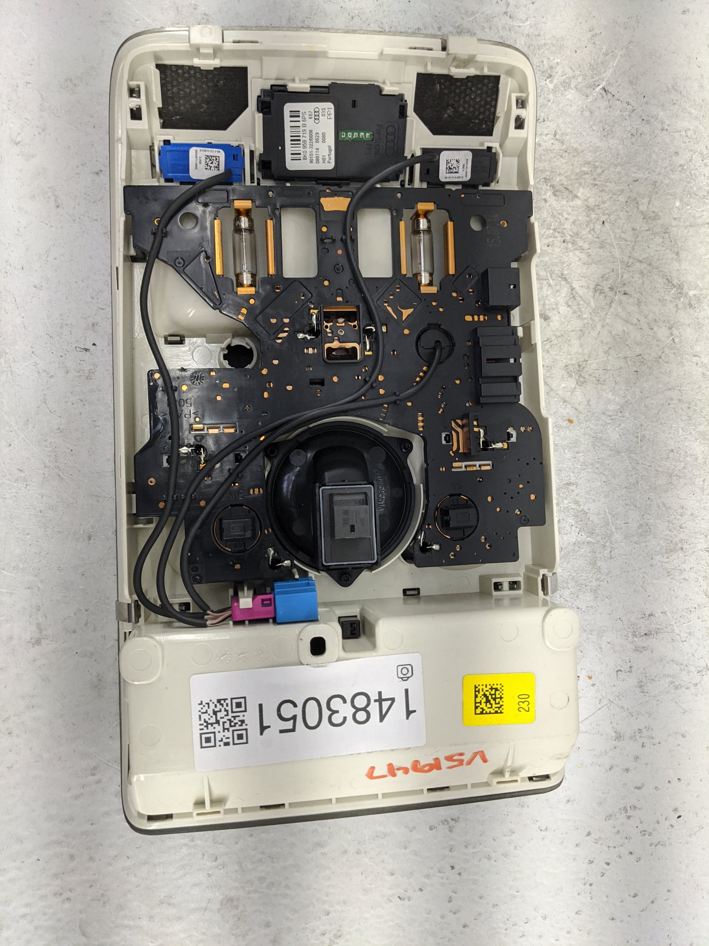 2008-2017 Audi S5 Overhead Console W/rear Climate Control - Oemusedautoparts1.com