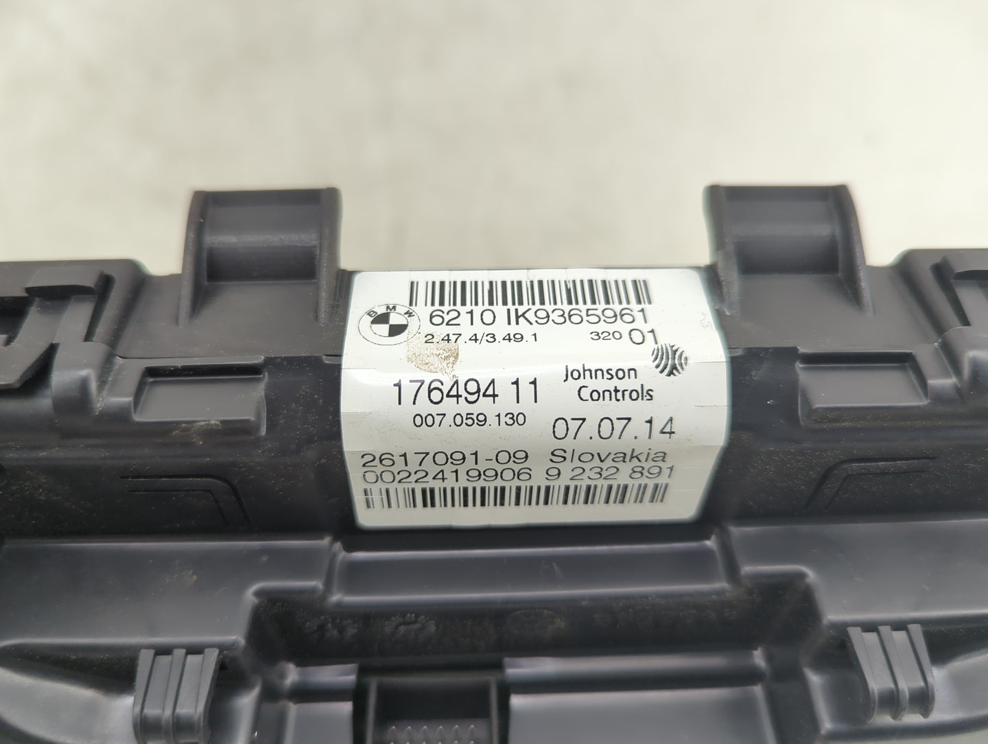 2015 Bmw 228i Instrument Cluster Speedometer Gauges P/N:6210IK9365961 17649411, 2617091-09, 9232891 Miles:168K Fits OEM Used