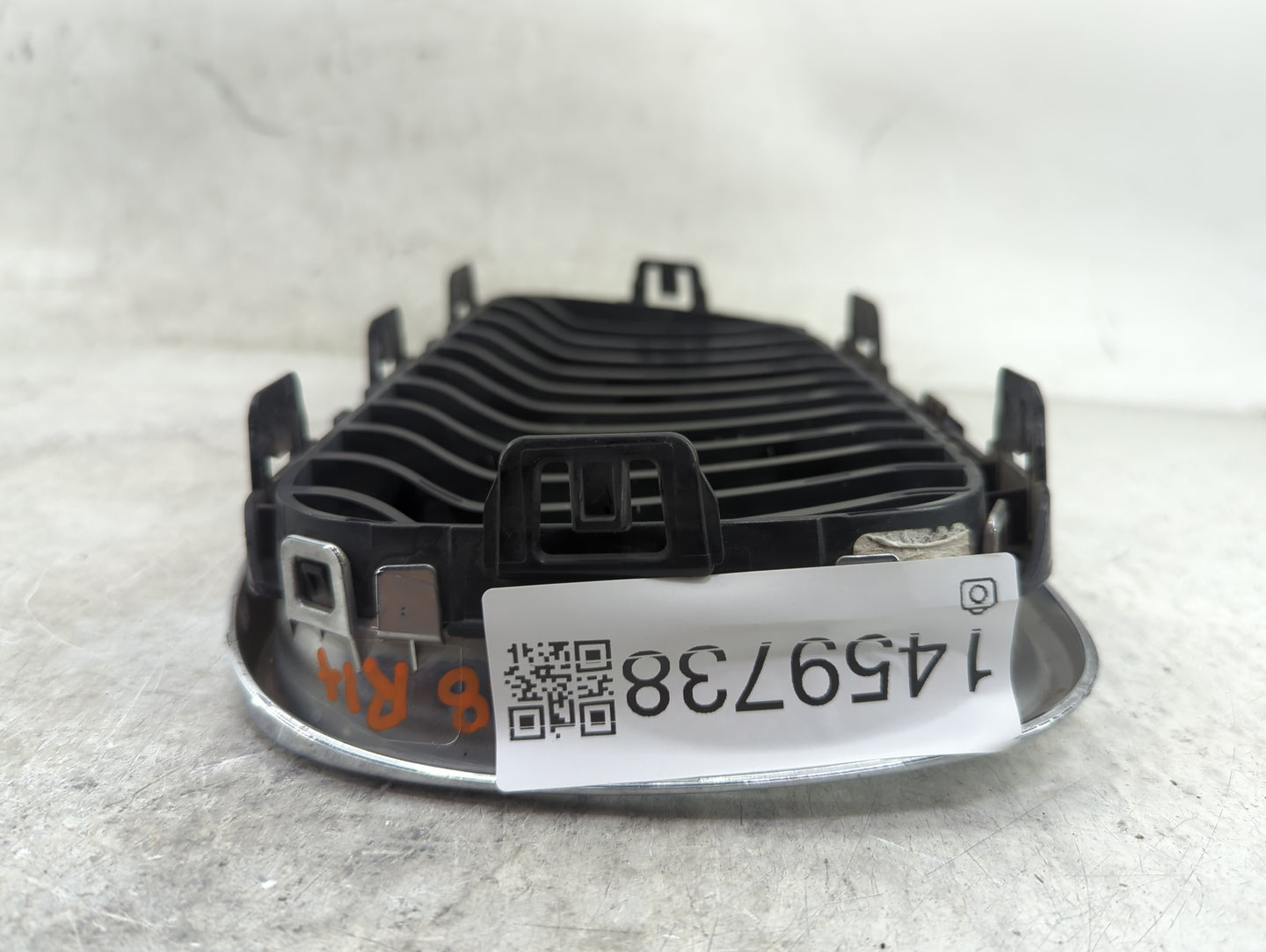 2014-2016 Bmw 228i Front Grille Bumper Not Included - Oemusedautoparts1.com
