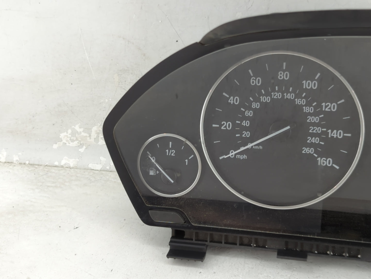 2015-2016 Bmw 320 Instrument Cluster Speedometer Gauges P/N:9232894 9379911-01 Miles:48K Fits OEM Used Auto Parts - Oemuseda
