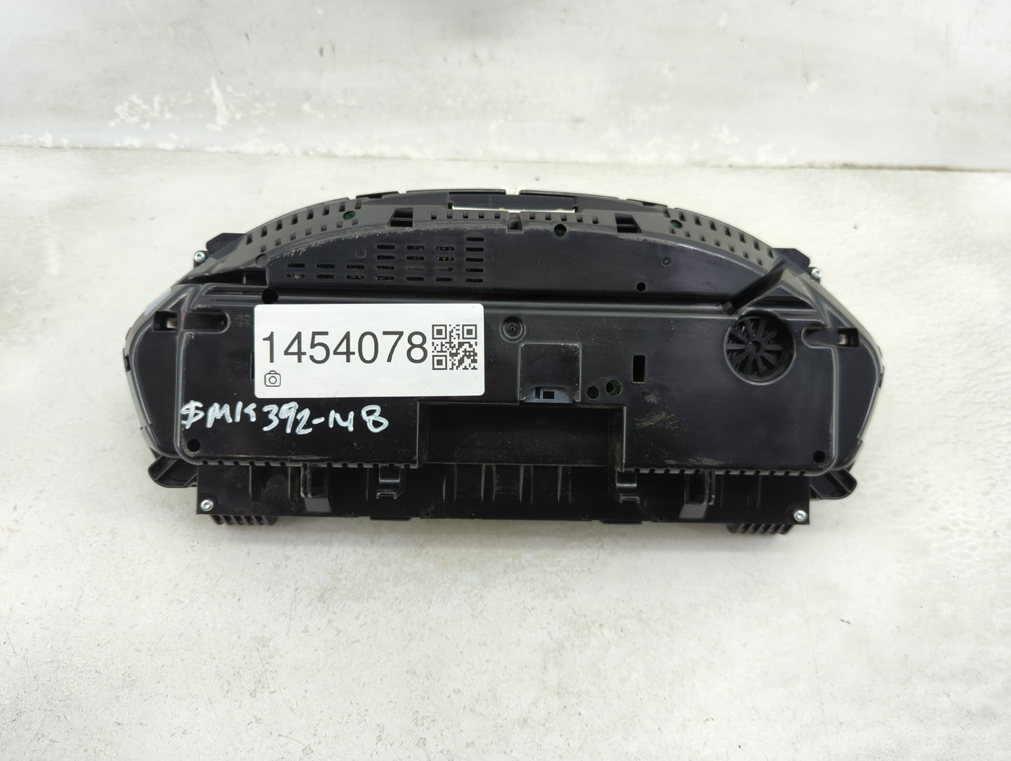 2015-2016 Bmw 320 Instrument Cluster Speedometer Gauges P/N:9232894 9379911-01 Miles:48K Fits OEM Used Auto Parts - Oemuseda