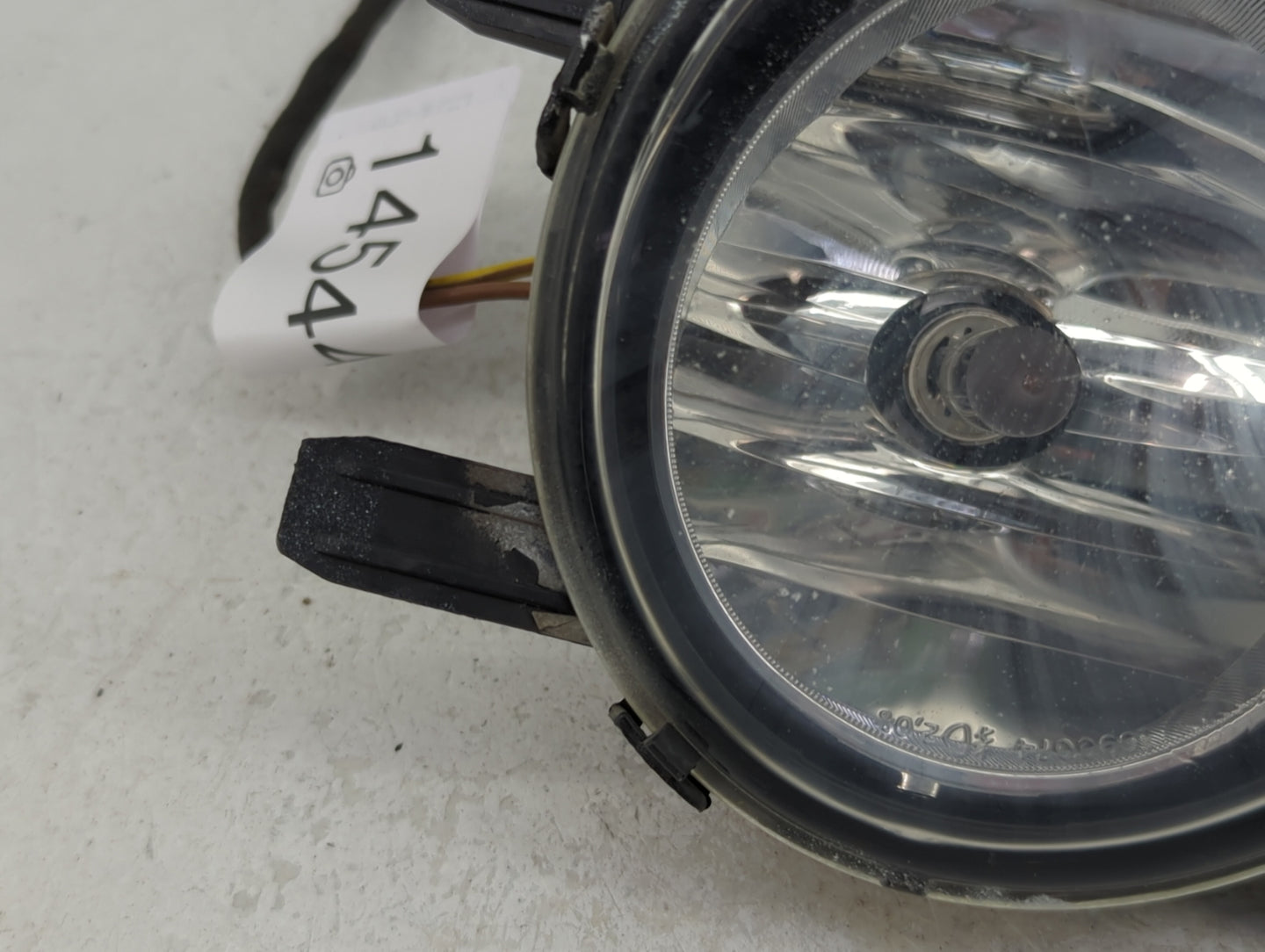 Bmw 320 Driver Left Oem Fog Light Lamp Black - Oemusedautoparts1.com