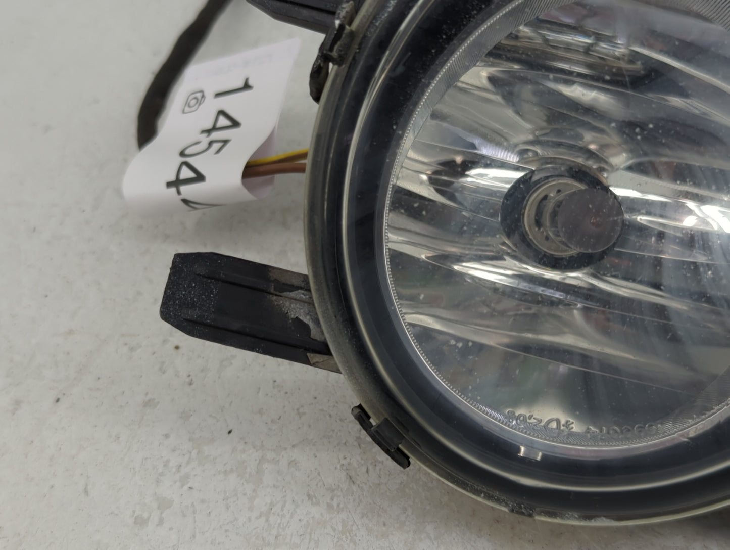 Bmw 320 Driver Left Oem Fog Light Lamp Black - Oemusedautoparts1.com