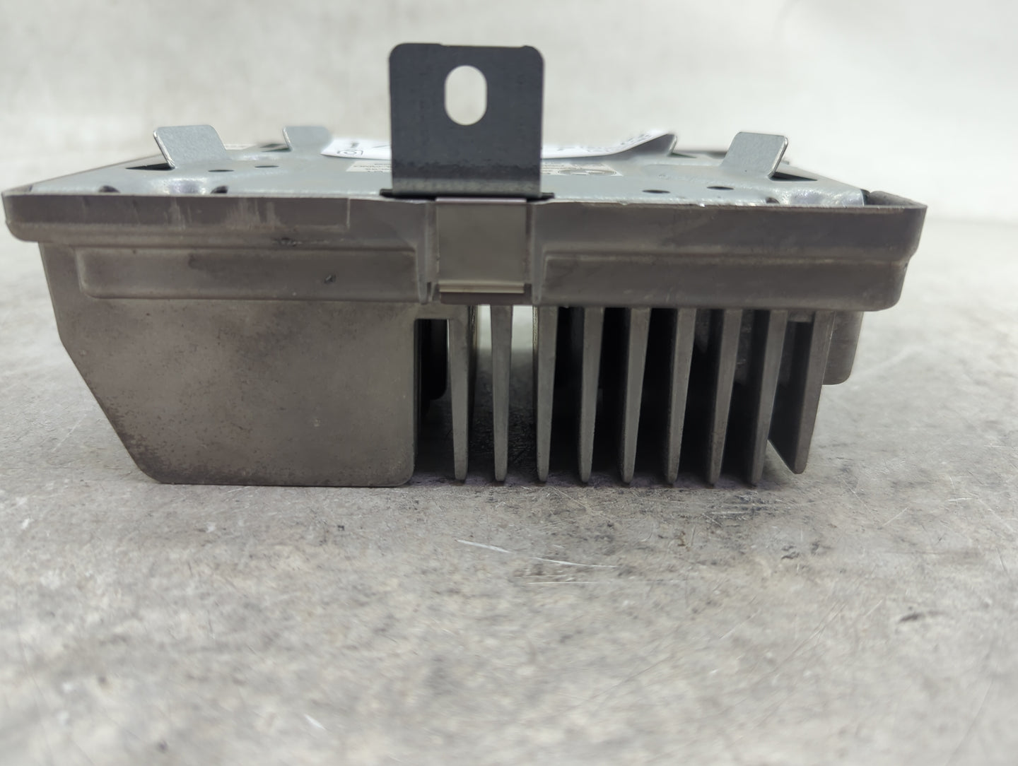 Bmw 320 Radio Speaker Amplifier 65129334716|192529102007.14 - Oemusedautoparts1.com