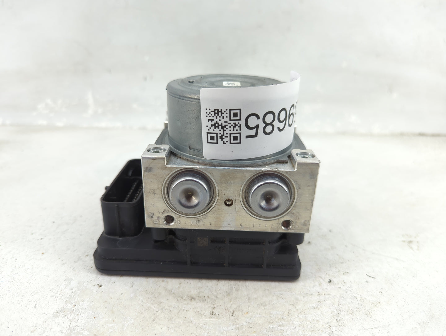 2014-2018 Bmw 320 ABS Pump Control Module Replacement P/N:3451-6868637-01 10.0220-0450.4 Fits OEM Used Auto Parts - Oemuseda