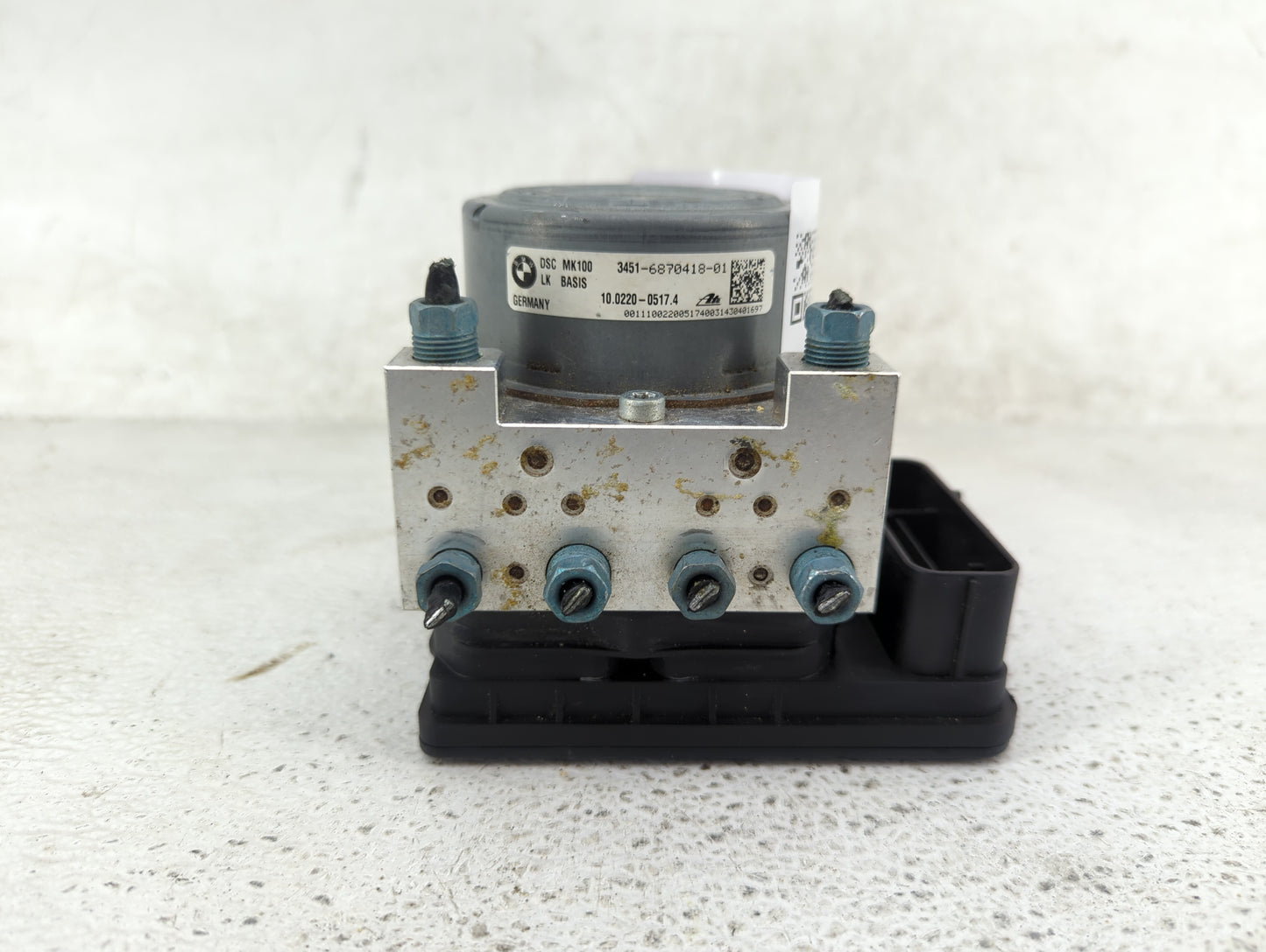 2014-2018 Bmw 320 ABS Pump Control Module Replacement P/N:3451-6870418-01 10.0220-0517.4 Fits OEM Used Auto Parts - Oemuseda