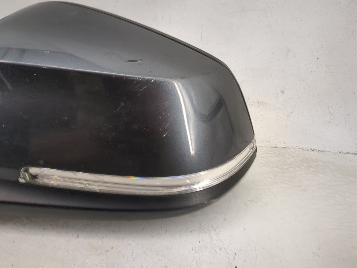 2013-2018 Bmw 320 Driver Side View Mirror - Left Door Mirror OEM Used - Oemusedautoparts1.com