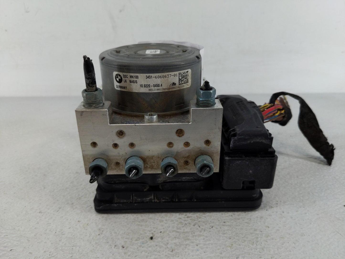 2014-2018 Bmw 320i ABS Pump Control Module Replacement P/N:3451-6881172-01 Fits Fits 2014 2015 2016 2017 2018 2019 2020 2021