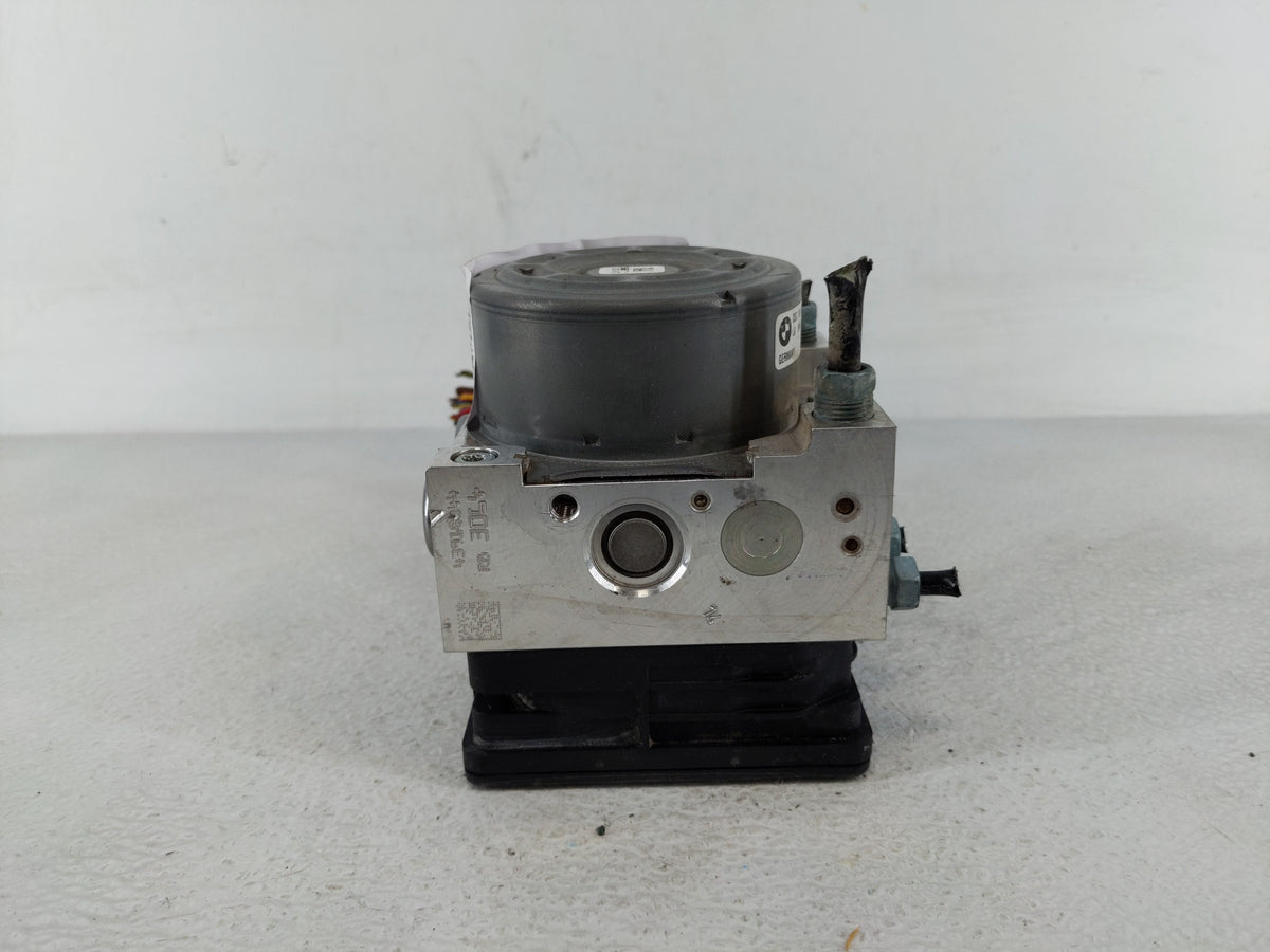 2014-2018 Bmw 320i Anti-Lock Brake ABS Pump Module Actuator OEM P/N:3451-6881172-01 Fits OEM Used Auto Parts - Oemusedautopa